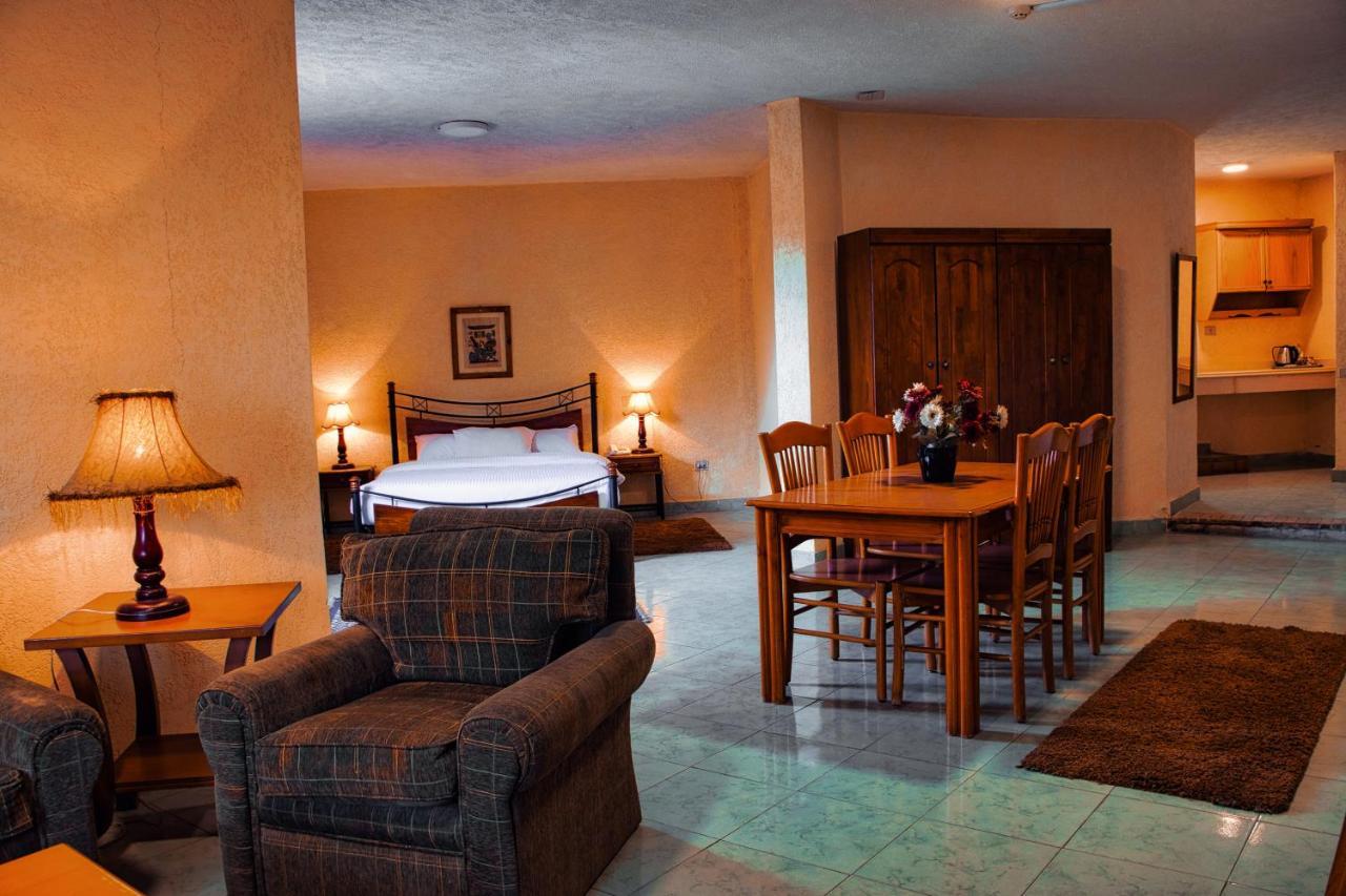 Adham Compound Hotel King Mariout Esterno foto