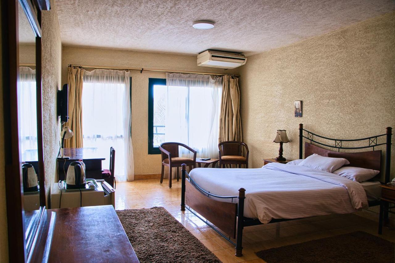 Adham Compound Hotel King Mariout Esterno foto