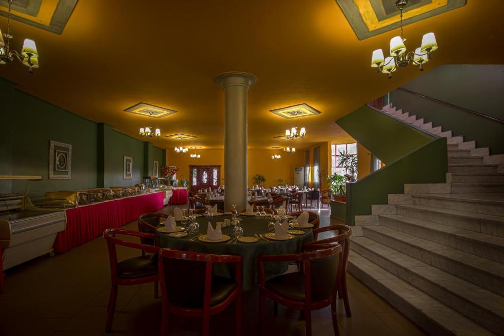 Adham Compound Hotel King Mariout Esterno foto