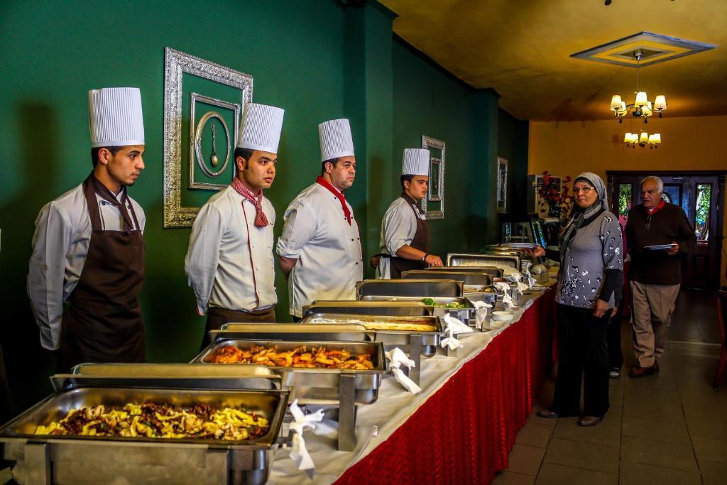 Adham Compound Hotel King Mariout Esterno foto