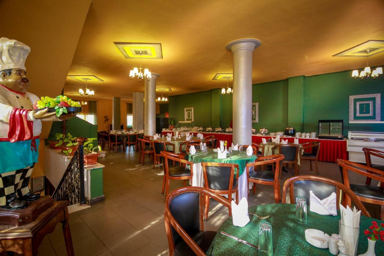 Adham Compound Hotel King Mariout Esterno foto